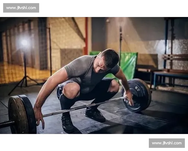 科学训练与营养指南:如何有效促进肌肉增长并避免常见误区